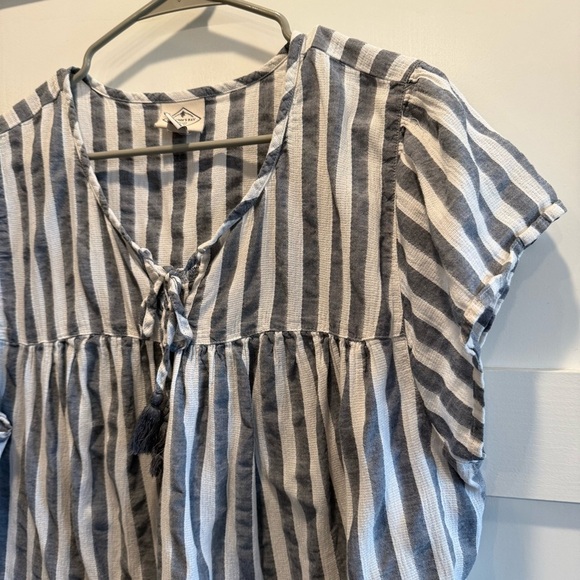 St. John's Bay Grey and White Striped Blouse - Picture 3 of 6